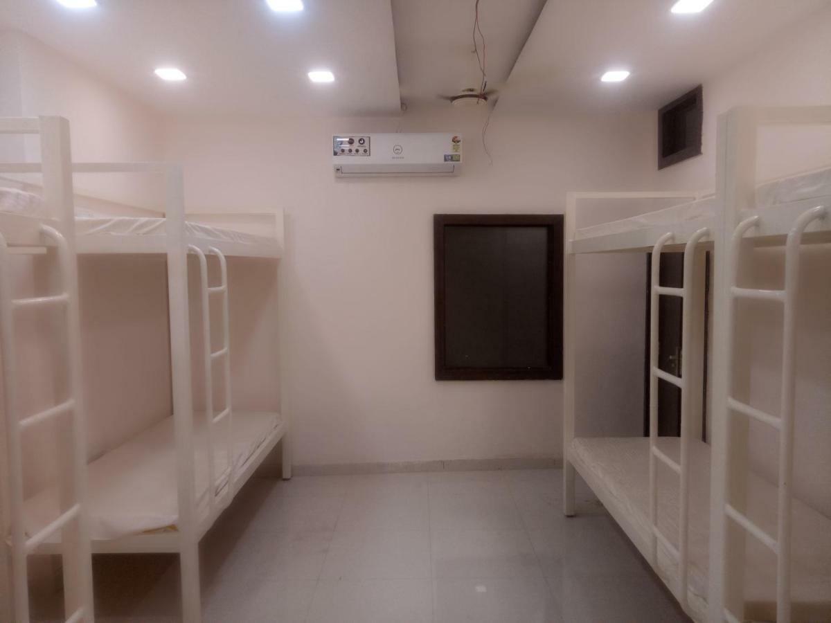 Hotel Prestige Ajmer Bagian luar foto